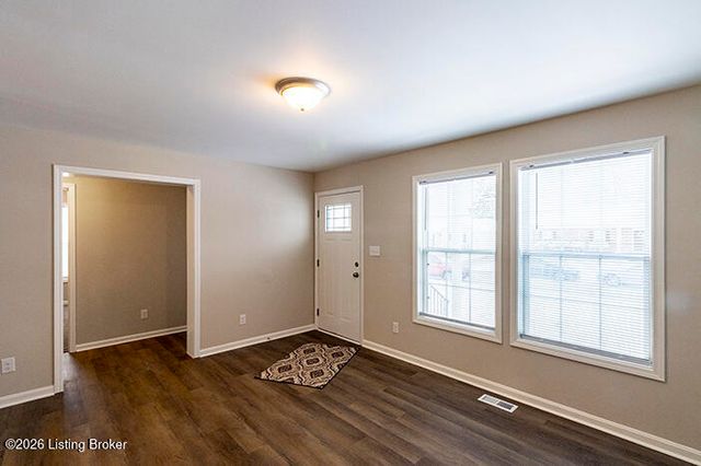 143 Deerfield Ct, Shepherdsville, KY 40165