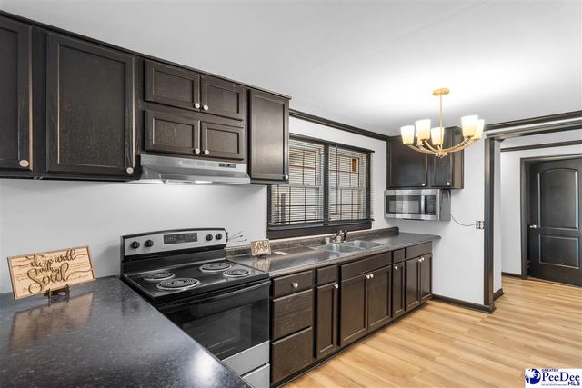 607 Welch Rd, Timmonsville, SC 29161