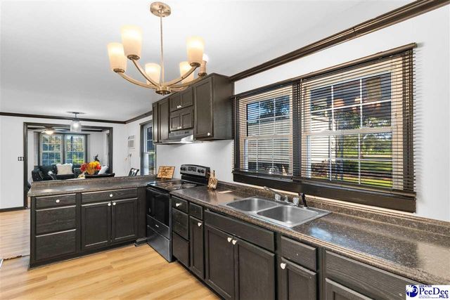 607 Welch Rd, Timmonsville, SC 29161