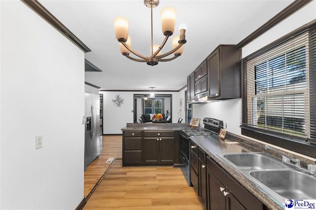 607 Welch Rd, Timmonsville, SC 29161