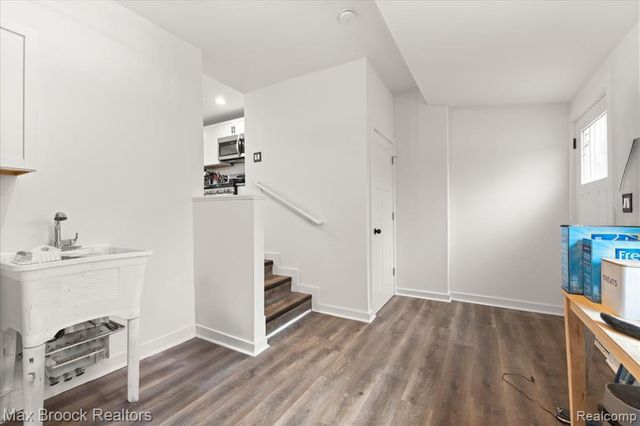 515 Clinton Street, Howell, MI 48843