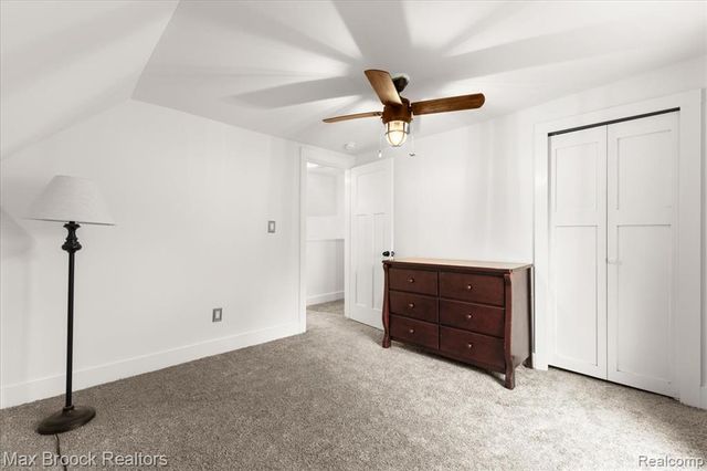 515 Clinton Street, Howell, MI 48843