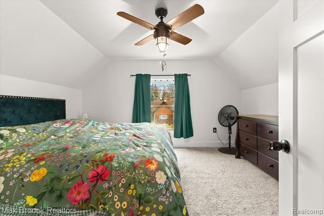 515 Clinton Street, Howell, MI 48843