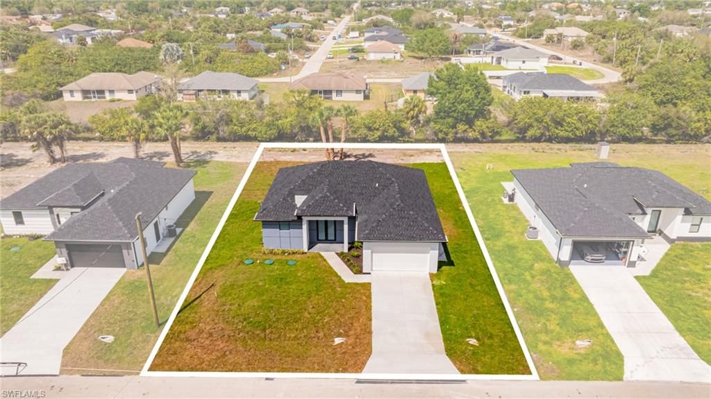 1211 Cloplon ST E, LEHIGH ACRES, FL 33974 — photo 2