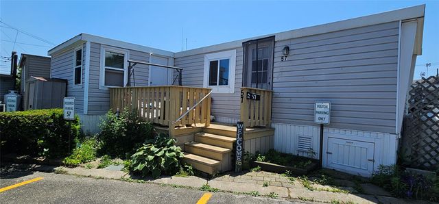 150 Main Street 57, Islip, NY 11751