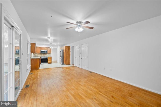 5535 SPANGLER LN, Woodbridge, VA 22193