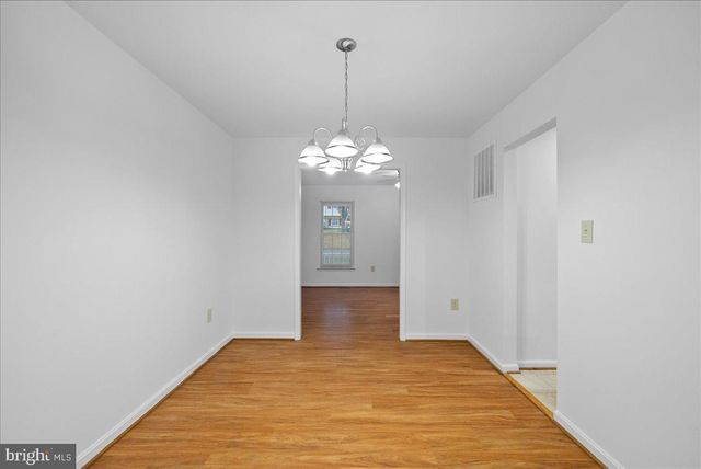 5535 SPANGLER LN, Woodbridge, VA 22193