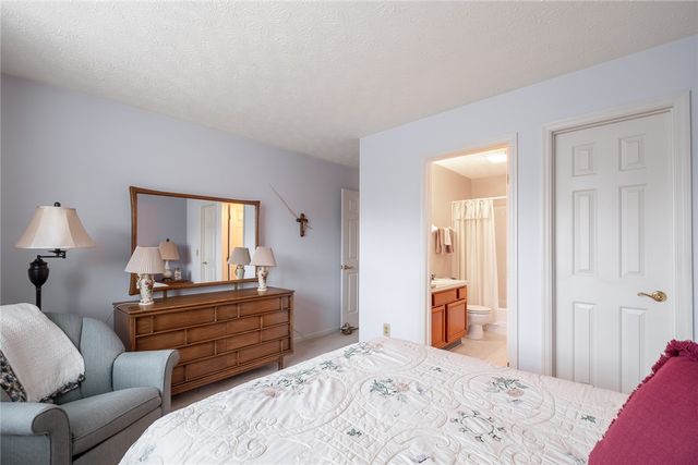 3906 W Summit Ridge Drive, Beavercreek, OH 45430