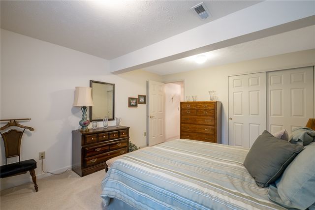 3906 W Summit Ridge Drive, Beavercreek, OH 45430