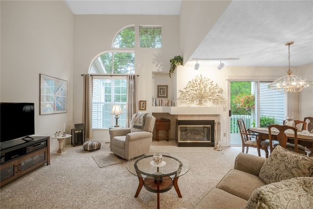 3906 W Summit Ridge Drive, Beavercreek, OH 45430