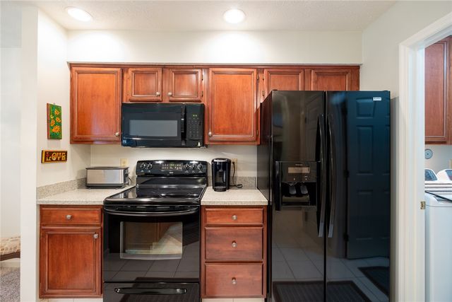 3906 W Summit Ridge Drive, Beavercreek, OH 45430