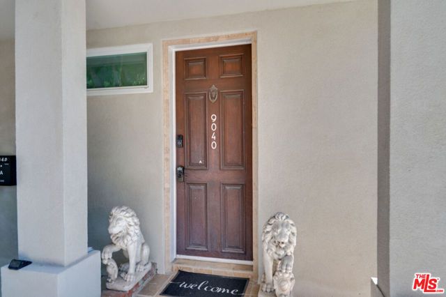 9040 Phyllis Avenue B, West Hollywood, CA 90069
