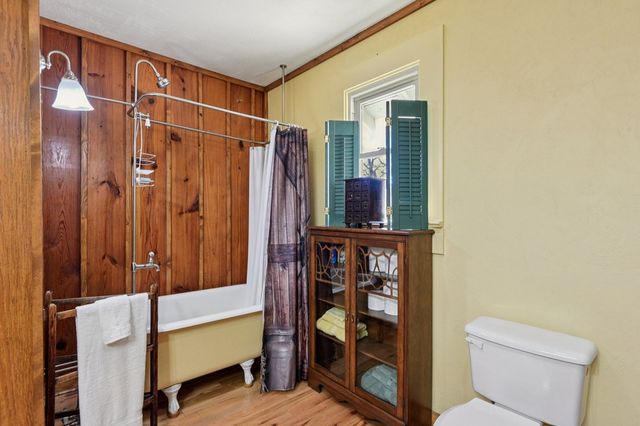 669 FM 480, Center Point, TX 78010