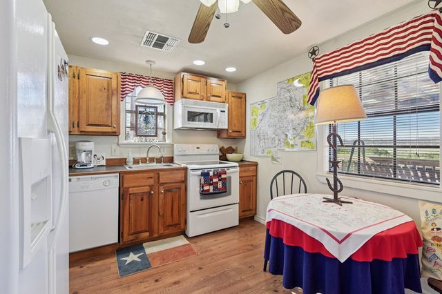 669 FM 480, Center Point, TX 78010