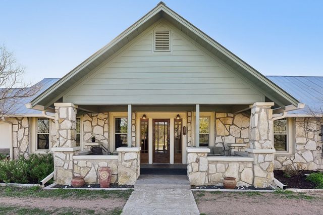 669 FM 480, Center Point, TX 78010