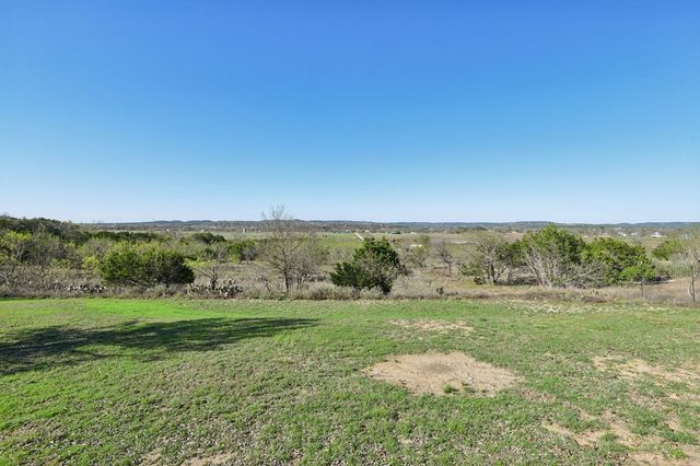 669 FM 480, Center Point, TX 78010