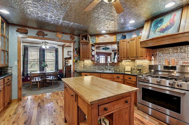 669 FM 480, Center Point, TX 78010