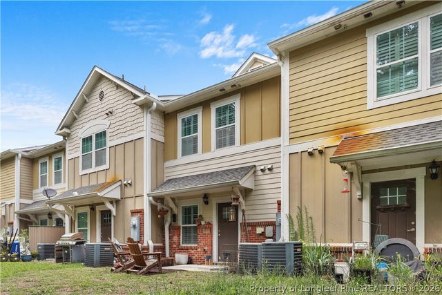 40 Hunter's Run Avenue, Pembroke, NC 28372