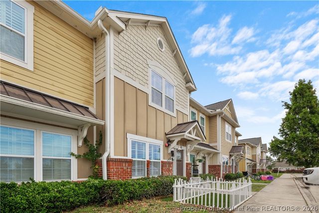 40 Hunter's Run Avenue, Pembroke, NC 28372