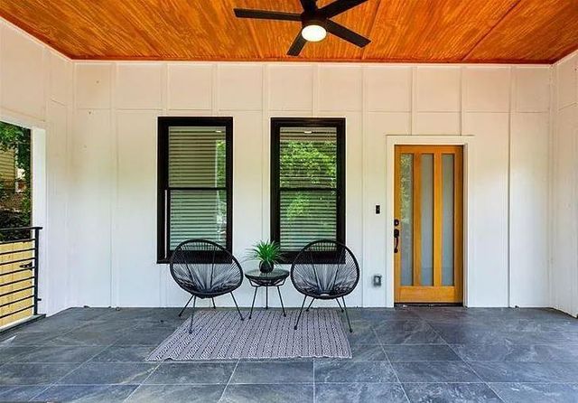 2438 2nd Street NW, Atlanta, GA 30318
