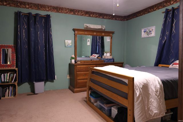 5689 E Bland Road, Bloomfield, IN 47424