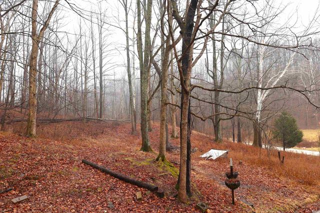 5689 E Bland Road, Bloomfield, IN 47424