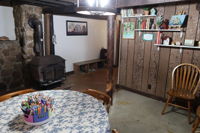 5689 E Bland Road, Bloomfield, IN 47424