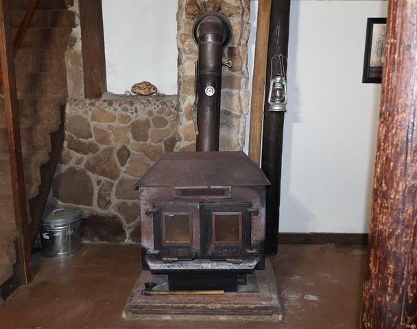 5689 E Bland Road, Bloomfield, IN 47424