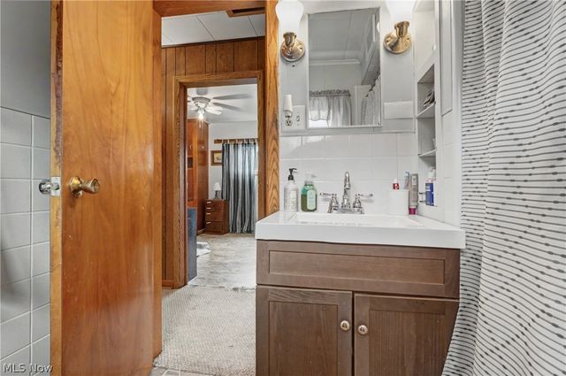 18280 5th Street, Beloit, OH 44609