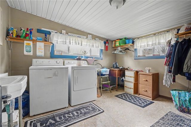 18280 5th Street, Beloit, OH 44609