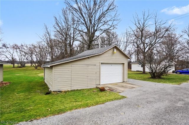 18280 5th Street, Beloit, OH 44609