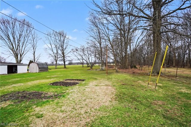 18280 5th Street, Beloit, OH 44609