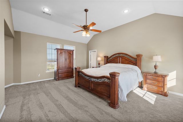 17300 County Road 4110, Frost, TX 76641