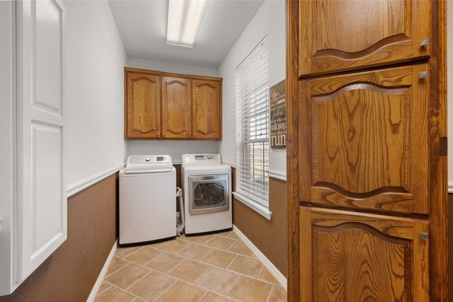 17300 County Road 4110, Frost, TX 76641