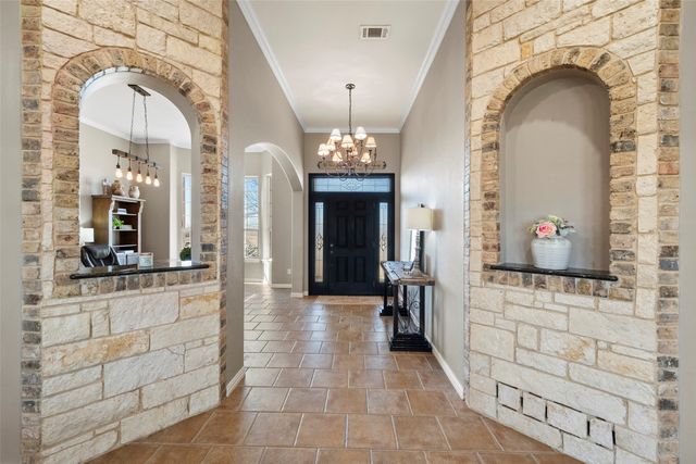 17300 County Road 4110, Frost, TX 76641