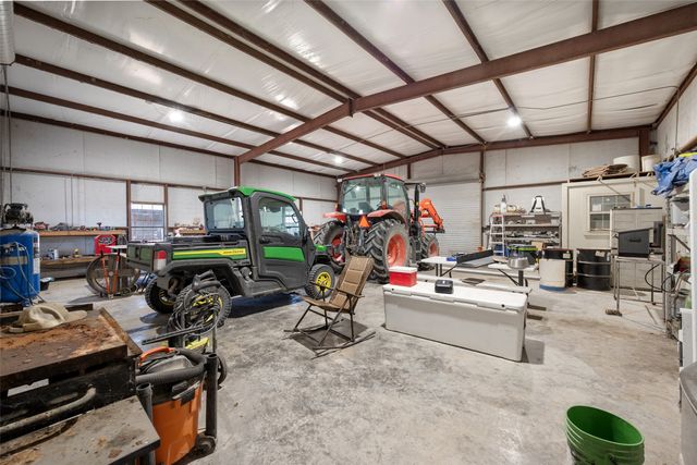 17300 County Road 4110, Frost, TX 76641