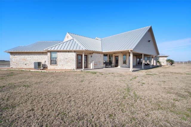 17300 County Road 4110, Frost, TX 76641