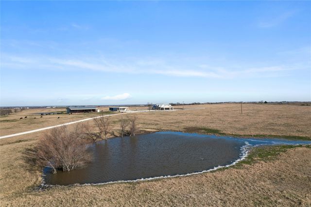 17300 County Road 4110, Frost, TX 76641