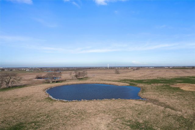 17300 County Road 4110, Frost, TX 76641
