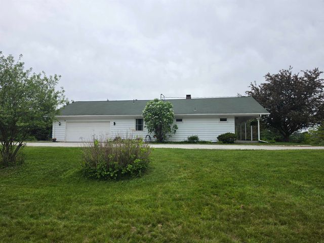 1011 Townline Road, Mendon, VT 05701