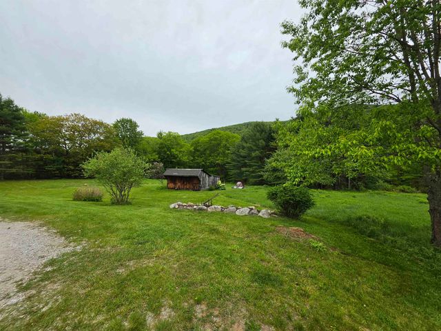 1011 Townline Road, Mendon, VT 05701