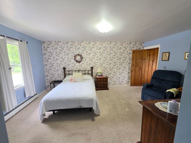 1011 Townline Road, Mendon, VT 05701