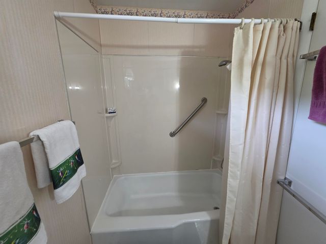 1011 Townline Road, Mendon, VT 05701