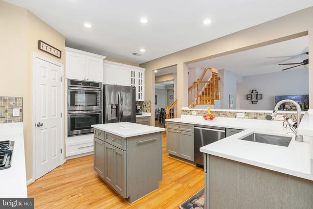 2636 CAST OFF LOOP, Woodbridge, VA 22191