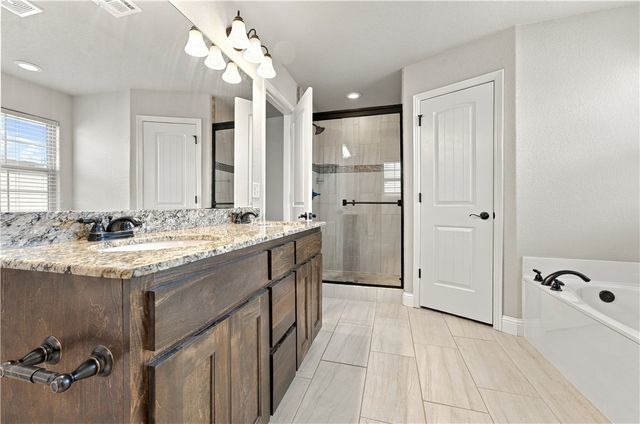 4204 SW Slate Lane, Bentonville, AR 72712