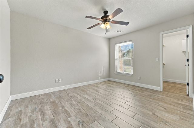 4204 SW Slate Lane, Bentonville, AR 72712