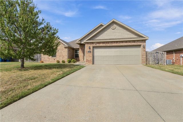 4204 SW Slate Lane, Bentonville, AR 72712