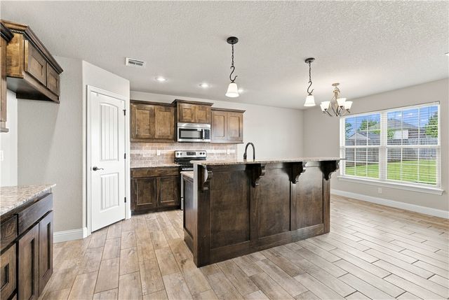 4204 SW Slate Lane, Bentonville, AR 72712
