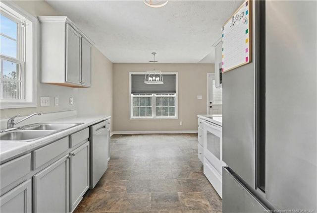 153 Rushmore Court, Raeford, NC 28376