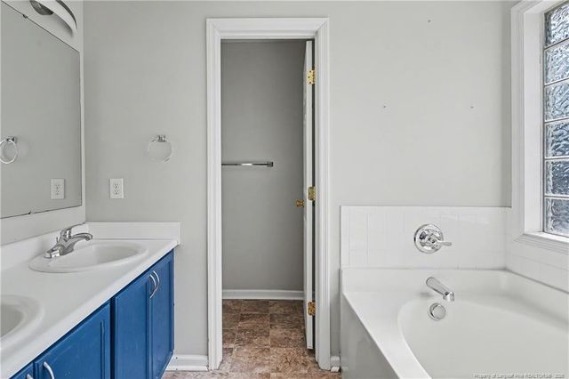 153 Rushmore Court, Raeford, NC 28376